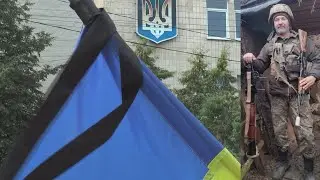 ПОВЕРНУВСЯ НА ЩИТІ...НАДВІРНЯНЦІ СТОЯЧИ НА КОЛІНАХ ЗУСТРІЛИ ОЛЕКСІЯ СТЕЦЮКА