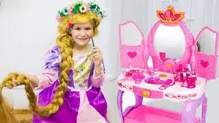 Yana as a princess is going to the ball Makeup toys