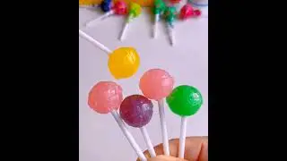 Fruit flavored lollipops are here, I have eaten them when I was a child, sweet and sour