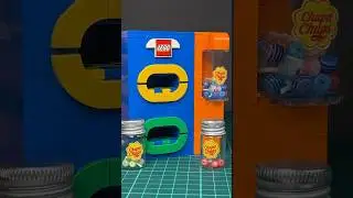 Working Lego Candy Vending Machine with Safe 