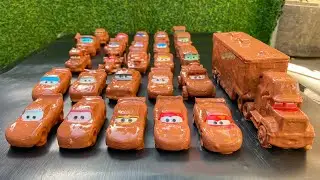 Clean up muddy minicars & disney pixar car convoys! Play in the garden