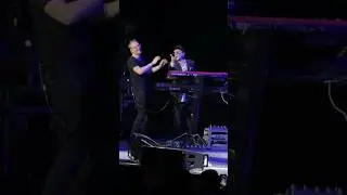 Лепс за клавишами, Бекрев иди пой 😂 шутки на концерте в Сочи 4.01.2024 