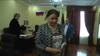 Глава Сергокалинского района Магомед Омаров поздравил педагогов с их профессиональным праздником.