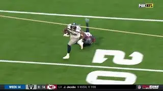 Rashaad Penny nasty stiff arm & TD run