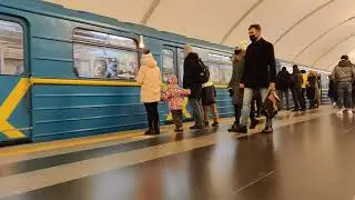 Київське метро. Станція Виставковий центр.