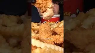 Extra Raising Cane’s Sauce?  #asmr #canes #mukbang