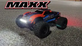 Traxxas Maxx 4s Nite Run