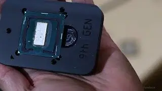 Delidding, lapping and applying liquid metal on the 9900K!