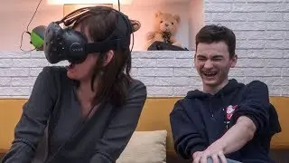 Моя Мама Пробует VR