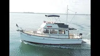 Grand Banks 32 Classic Flybridge Cruising boat - Walkthrough