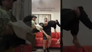 I’m still sore ash from this 😭😭😭 #shorts #comedy #siblings #funny #viral #huffhouse