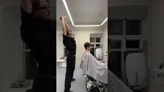 Парикмахер после Долгого Рабочего Дня