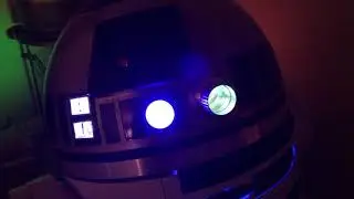 R2-D2 Holoprojector projector