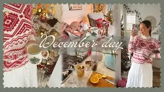 A December day…🎄 Christmas prep, Trader Joe’s haul, & tea recipe 🫖