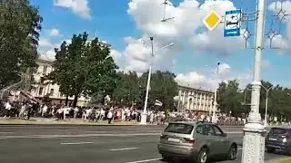 Тысячи людей идут на Марш за Свободу со всех районов Минска