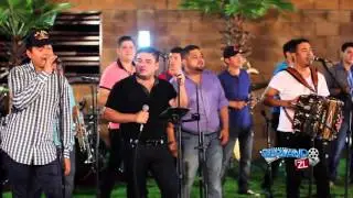 Los Elementos De Culiacan Ft Lenin Ramirez &  Banda La Conquista-  Cuando Niño (En Vivo 2015)