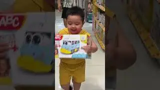 Kasih challenge ke anak sendiri. Kalo kalian dapet challenge yang sama kira2 bakal belanja apa?😂