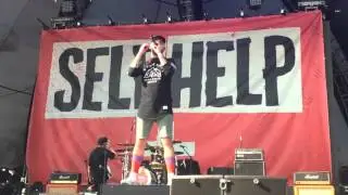 Issues - Hooligans (Live)