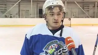 Орловские хоккеисты выиграли у одного из лидеров