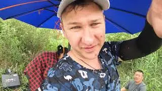 подводная охота в мутной воде.