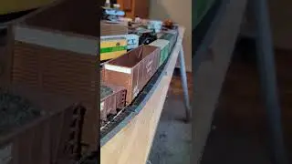 ho 4884 big boy model train rolling through