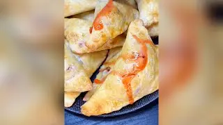 Ароматные Вкуснейшие Слойки с клубникой😋Лёгкое слоёное тесто