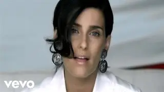 Nelly Furtado - Manos Al Aire (Official Music Video)