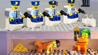 Dig a tunnel and escape prison together - Lego Police Prison Break