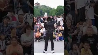 who did perfect move #who is it 🤔🤫🤯do we find! wait for Michael Jackson#michaelzaxon#michaeljackson