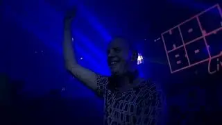 The wonderful Echobelly & Fatboy Slim doing a benefit gig for Hot Box