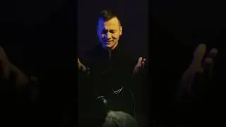 Shu qo'shiq klipi uchun kasting qizlarga