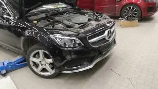 Мерседес бенз С 218 CLS 2015 года снятие переднего бампера
