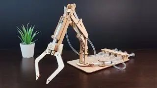 Hydraulic Mechanical Robot Arm, wooden DIY Science & Education kits.