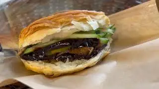 Tasty Peking Duck Wrap in the middle of Tokyo - Rougamo Restaurant
