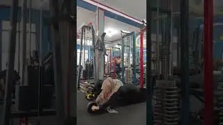 hijab girl in gym #moyemoye #foryou #ytshorts #viral #love #moye #trendingvideo