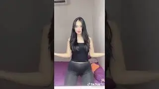 tik tok terbaru..cewek cantik pakai celana strit ketat