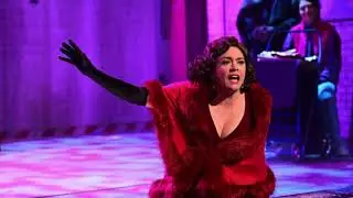 'SNL': Aidy Bryant bamboozles host Oscar Isaac into playing out her romantic fantasy.