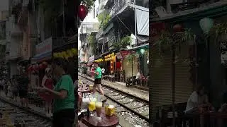 Hanoi Train Street 🇻🇳 #4kwalk #travel #vietnam #hanoi #cafe #coffeelover #beer #train