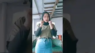 Tiktok jilbab nonjol