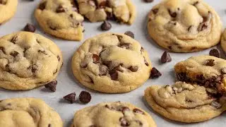 Keto chocolate chip cookies (Gluten-Free, Dairy-Free, Sugar-Free)