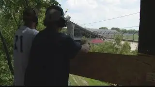 Indy 500 fans gets creative to watch race from treetop