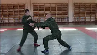 Exercise 27. Disarming the enemy when stabbed with a bayonet with care to the left
