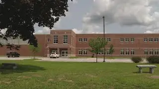 Many teachers in Maine are starting the school year without contracts