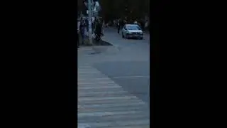 Очевидцы опубликовали видео, как в Бежецке женщина на 