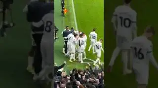 CRISTIAN ROMERO CELEBRATES! The Spurs Defender Celebrating With His Team Mates: Tottenham 3-1 Palace