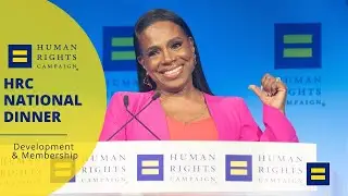 Lisa Ann Walter Presents Sheryl Lee Ralph with HRC's National Ally for Equality Award 2022