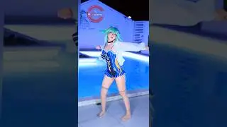 Sucrose Cute Dance After Swimming 😍 Genshin Impact Cosplay 