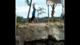 18 minutes of cliff jumping fails (Possibly Funny)
