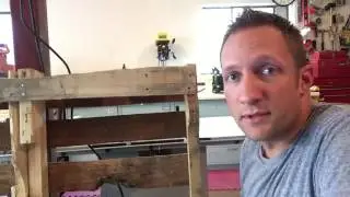 How to Dismantle A Pallet Easily!  Taking Apart a Pallet