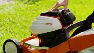 Аккумуляторная газонокосилка STIHL RMA 443 C